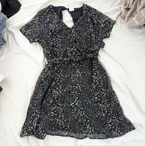 EUC Jacqueline De Yong Women's Short Sleeves Floral Dress,Navy,Tie Waist,Size 36